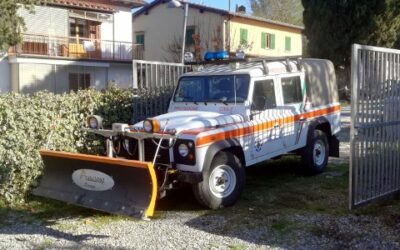 Jeep per servizio antineve