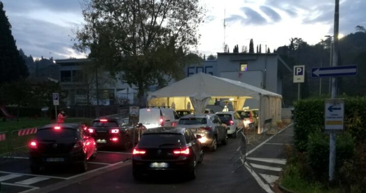 coda drive through tamponi