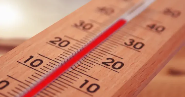 termometro durante un'ondata di calore